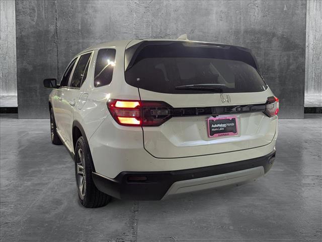 Photo of 2025 Platinum White Pearl Honda Pilot