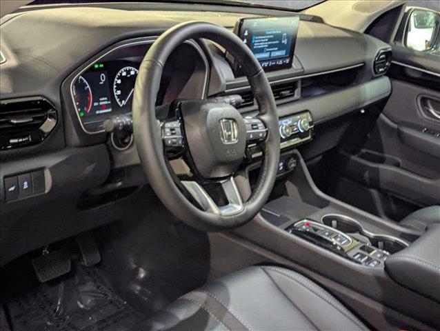 Photo of 2025 Platinum White Pearl Honda Pilot