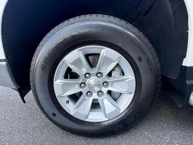 Photo of 2024 Summit White Chevrolet Silverado 1500