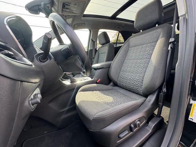 Photo of 2022 Mosaic Black Metallic Chevrolet Equinox