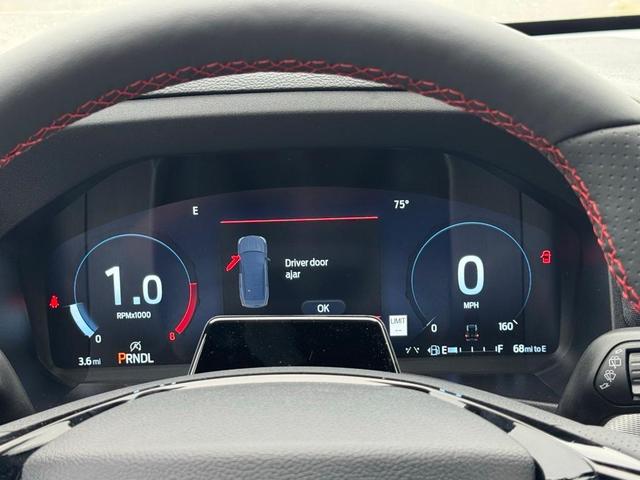 Photo of 2025 Blue Ford Explorer