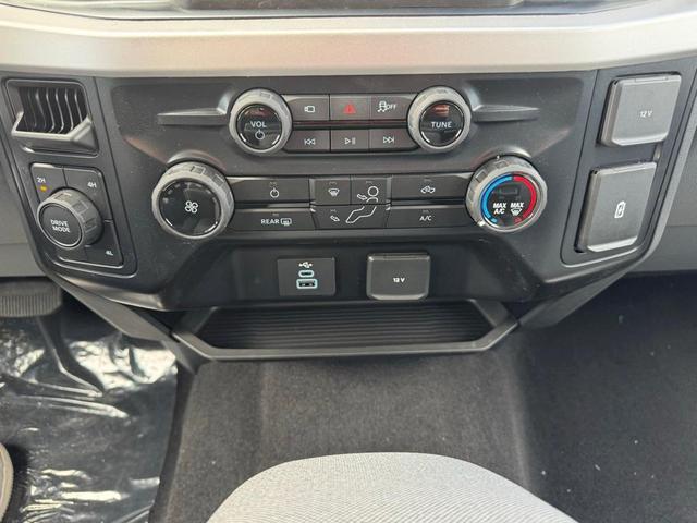 Photo of 2026 Oxford White Ford F-250