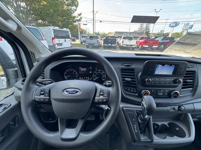 Photo of 2025 Oxford White Ford Transit-250