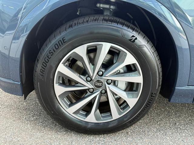 Photo of 2025 Plasma Blue Metallic Audi Q6 e-tron