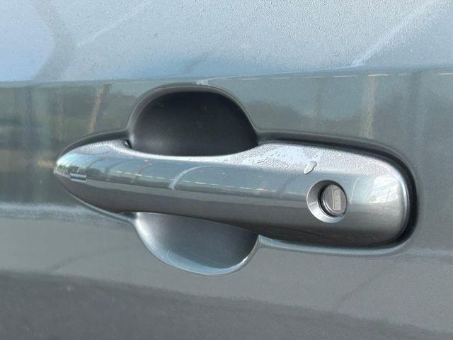 Photo of 2025 Smoked Carbon Subaru Solterra