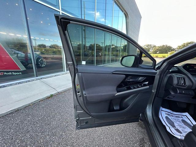 Photo of 2025 Smoked Carbon Subaru Solterra