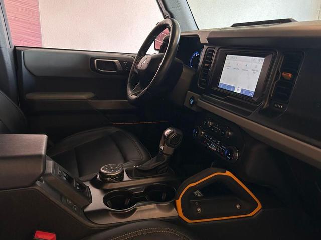 Photo of 2022 Oxford White Ford Bronco