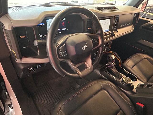 Photo of 2022 Oxford White Ford Bronco