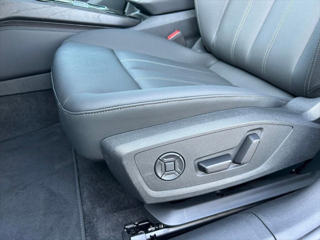 Photo of 2025 Mythos Black Metallic Audi A5