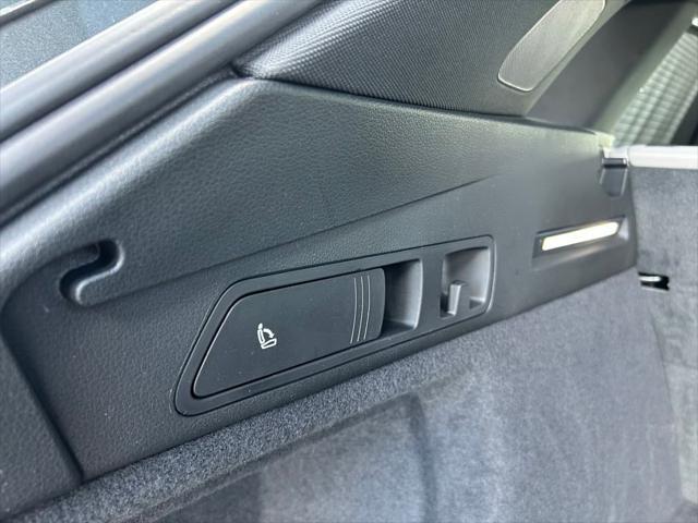 Photo of 2024 Gray Audi Q8 e-tron