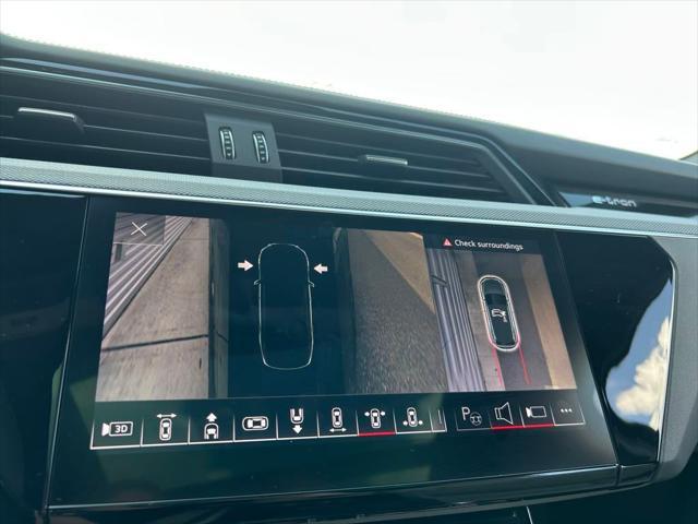 Photo of 2024 Gray Audi Q8 e-tron