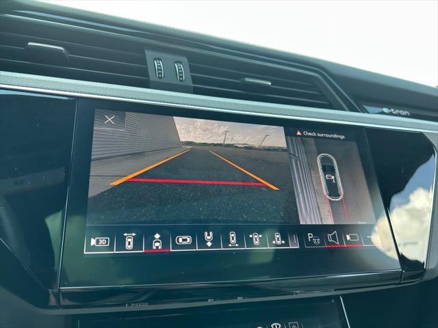 Photo of 2024 Gray Audi Q8 e-tron