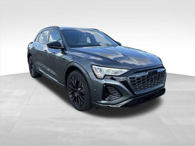 Photo of 2024 Gray Audi Q8 e-tron