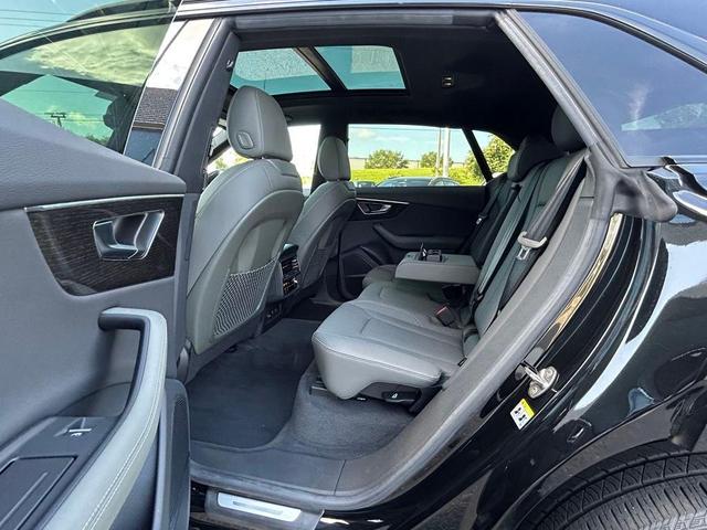 Photo of 2023 Mythos Black Metallic Audi Q8