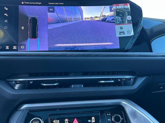 Photo of 2025 Mythos Black Metallic Audi Q5