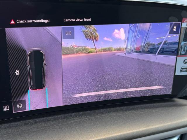 Photo of 2025 Glacier White Metallic Audi Q5