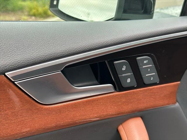 Photo of 2022 Mythos Black Metallic Audi A5 Sportback