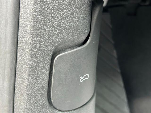 Photo of 2022 Mythos Black Metallic Audi A5 Sportback