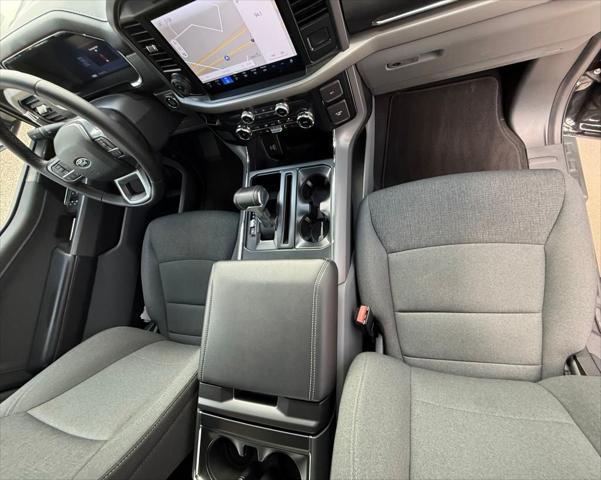 Photo of 2024 Black Metallic Ford F-150 Lightning