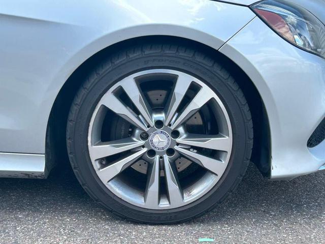 Photo of 2016 Iridium Silver Metallic Mercedes-Benz E-Class
