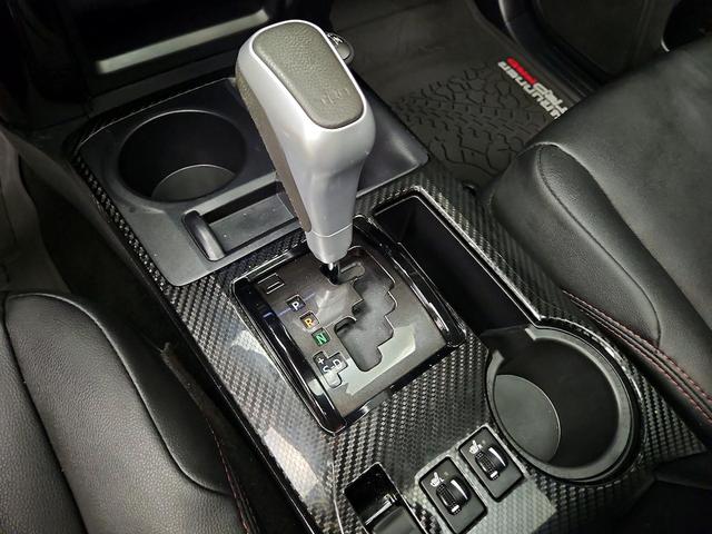 Photo of 2022 Green Toyota 4Runner