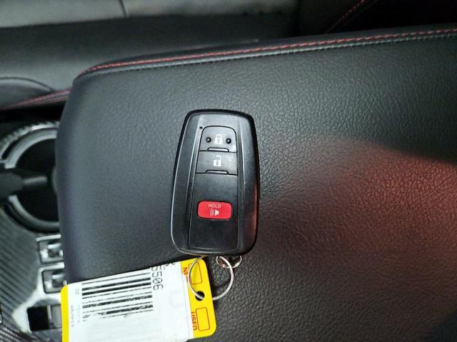 Photo of 2022 Green Toyota 4Runner