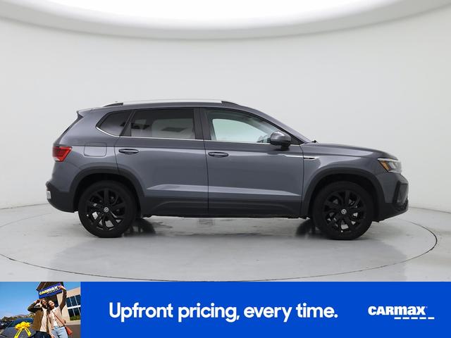 Photo of 2023 Gray Volkswagen Taos