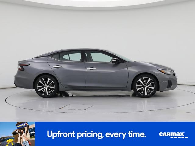 Photo of 2023 Silver Nissan Maxima