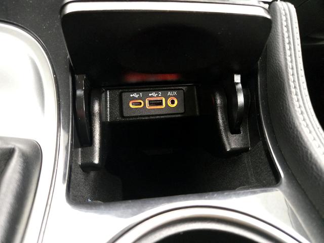 Photo of 2023 Silver Nissan Maxima