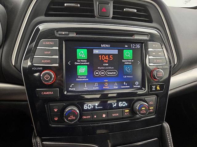 Photo of 2023 Silver Nissan Maxima