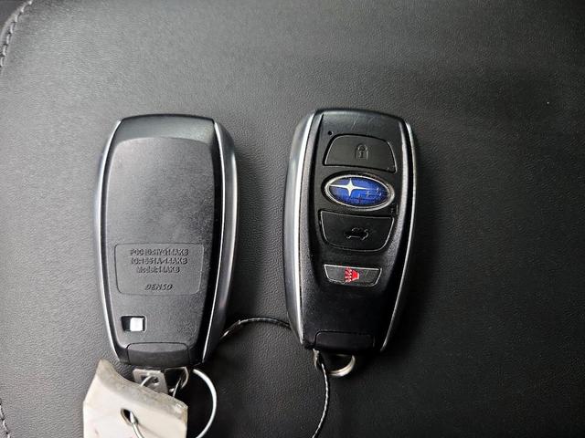 Photo of 2024 White Subaru Outback