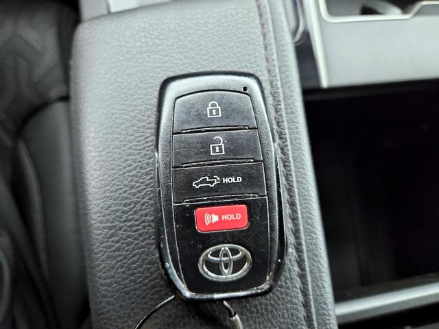 Photo of 2022 Blue Toyota Tundra