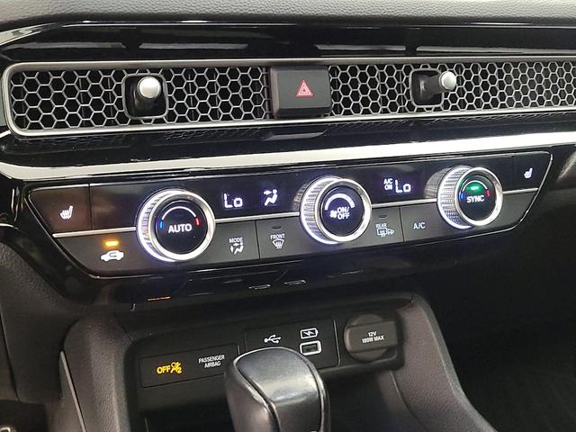 Photo of 2022 Red Honda Civic