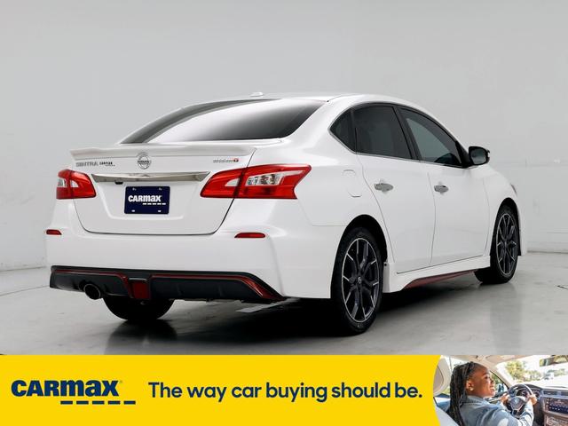 Photo of 2017 Pearl Nissan Sentra