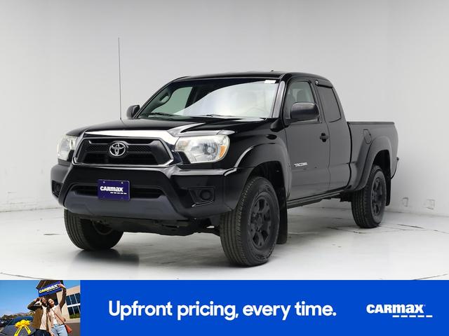 Photo of 2015 Black Toyota Tacoma