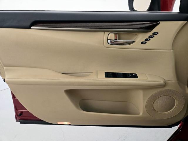 Photo of 2013 Red Lexus ES 350