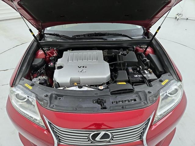 Photo of 2013 Red Lexus ES 350
