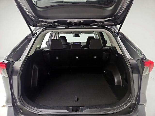 Photo of 2021 Gray Toyota RAV4
