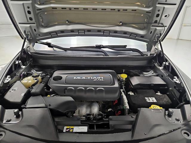 Photo of 2017 Silver Jeep Cherokee