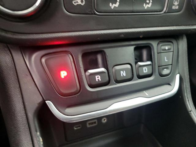 Photo of 2018 White GMC Terrain