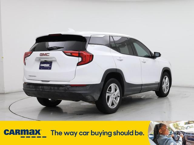 Photo of 2018 White GMC Terrain