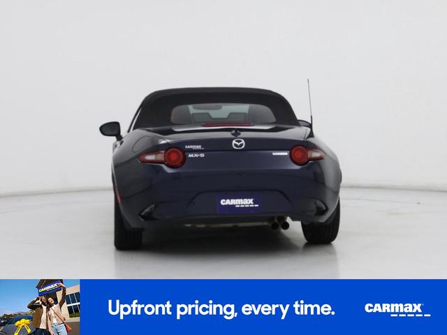 Photo of 2022 Blue Mazda MX-5 Miata