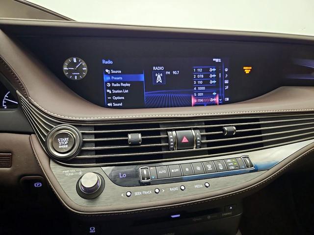 Photo of 2020 Gray Lexus LS 500