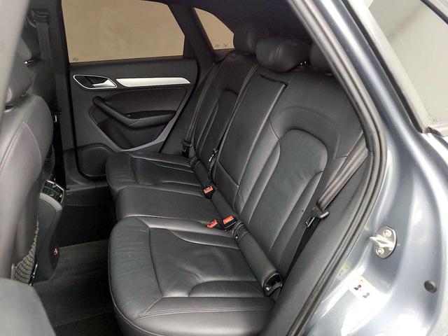 Photo of 2017 Gray Audi Q3