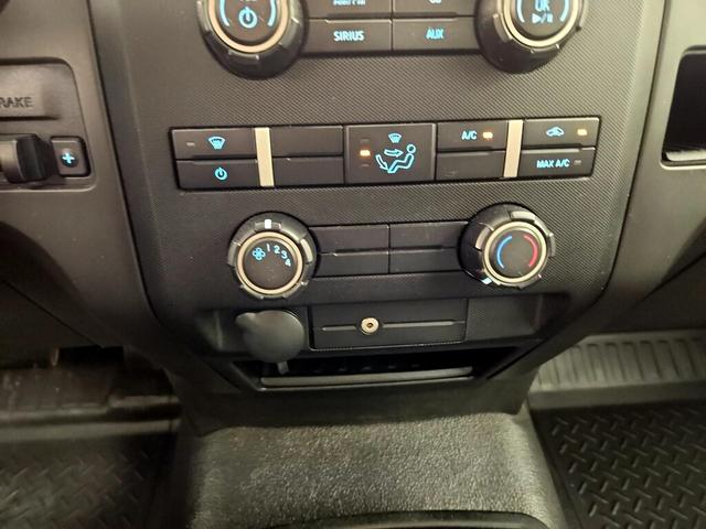 Photo of 2014 White Ford F-150