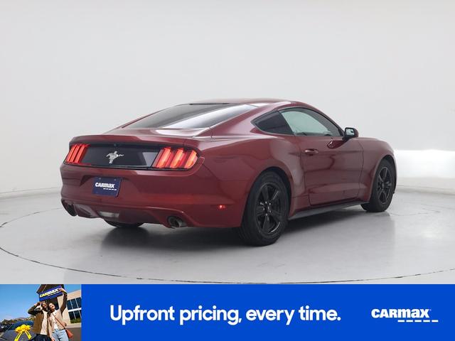 Photo of 2015 Red Ford Mustang