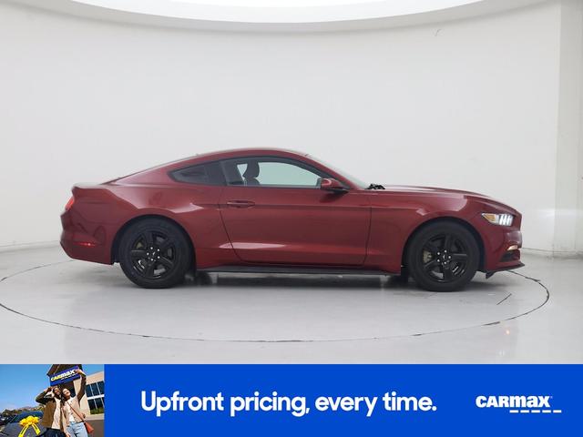 Photo of 2015 Red Ford Mustang