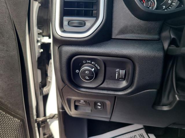 Photo of 2022 Bright White Clearcoat RAM 1500