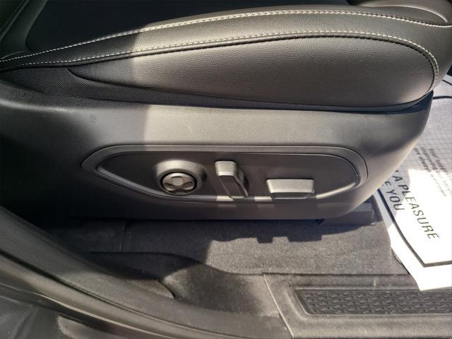 Photo of 2025 Baltic Gray Metallic Clearcoat Jeep Grand Cherokee L