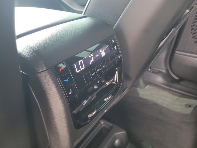 Photo of 2025 Baltic Gray Metallic Clearcoat Jeep Grand Cherokee L
